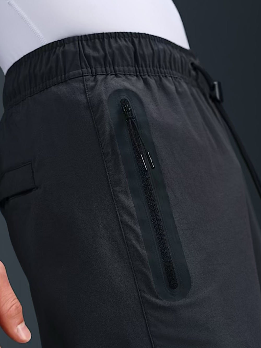 Nike Tech -Men’s woven pant - Picture 2 of 4